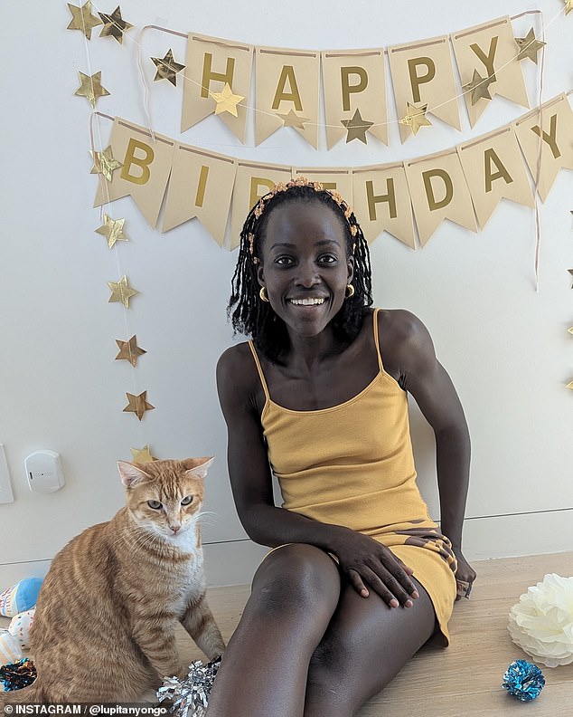 In early August, Lupita invited her beloved cat Yoyo to a party to celebrate his third birthday, while also criticizing Senator JD Vance.