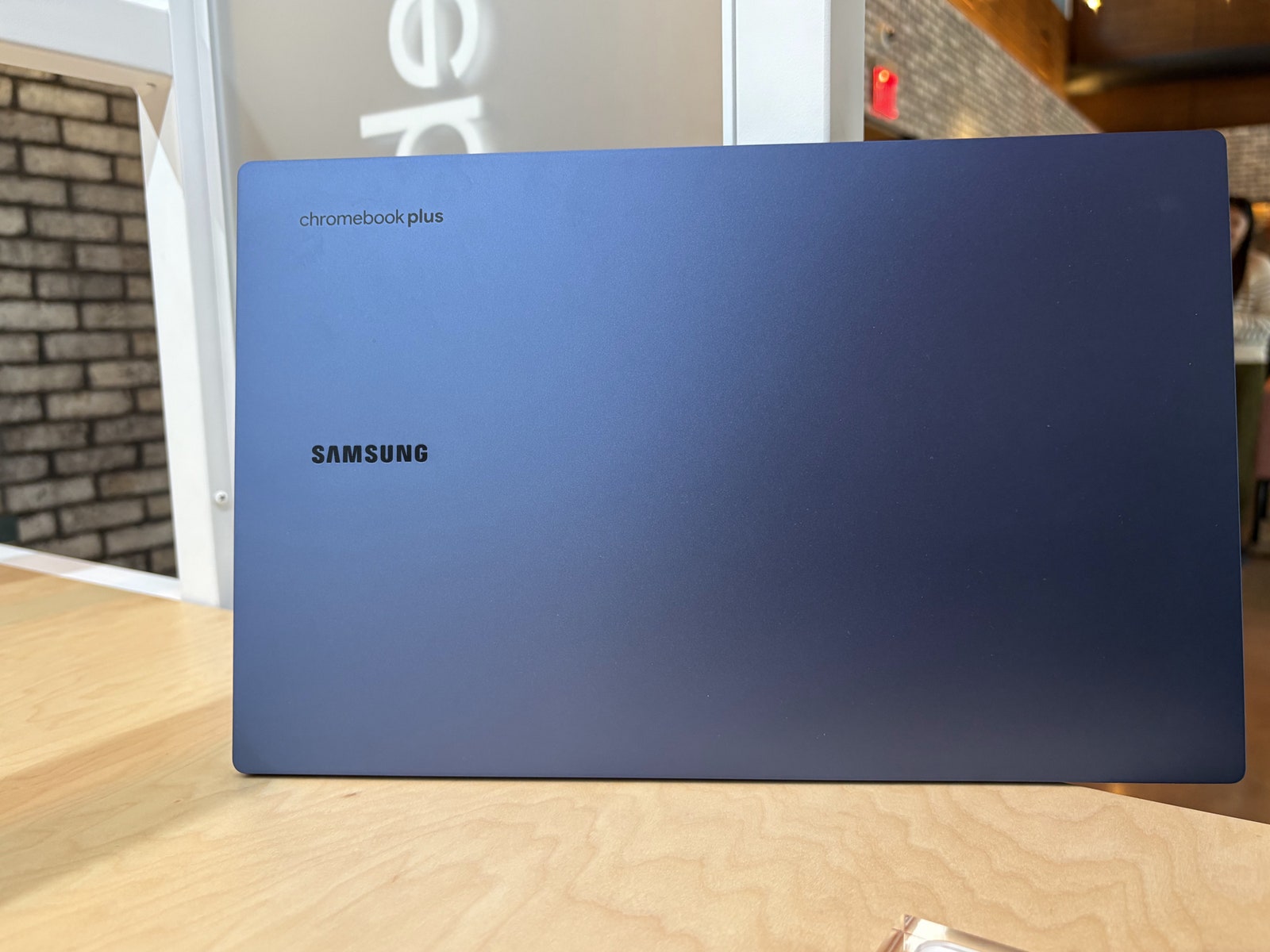 An image of the top of the Samsung Galaxy Plus laptop.