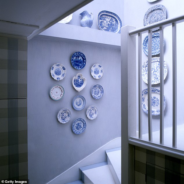 Plates on the wall may look complicated. Keep them on the table where they belong.