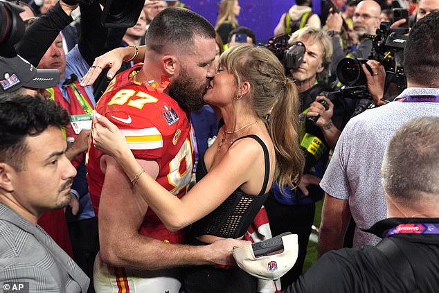 The pop superstar dominated the headlines last season when she started dating Travis Kelce.