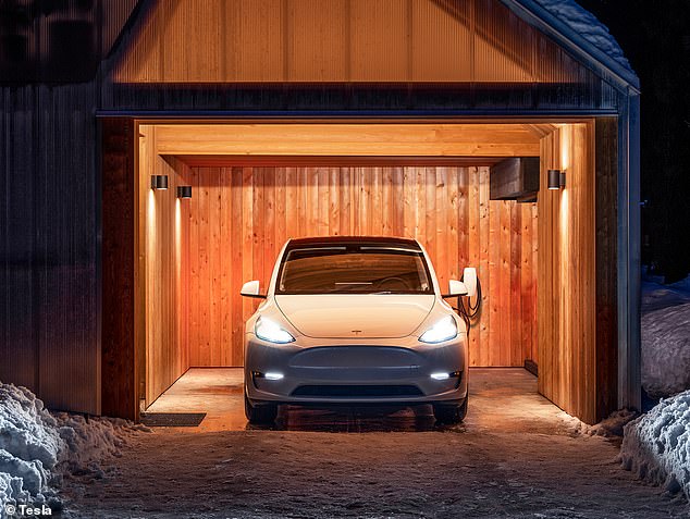 The new long-range rear-wheel drive Model Y can charge up to 250 kW at any of the 150 Supercharger network locations. Tesla estimates that for a driver who travels 10,000 miles a year, a full charge will be enough to cover a week of commuting.