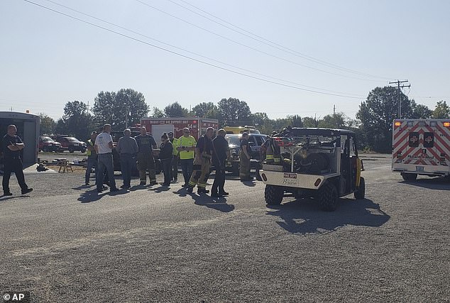 Responders to the site included local police and firefighters, the Illinois Emergency Management Agency and the Office of Homeland Security, as well as the U.S. EPA.