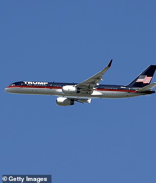 Close-up of Trump's plane flying over the rally.