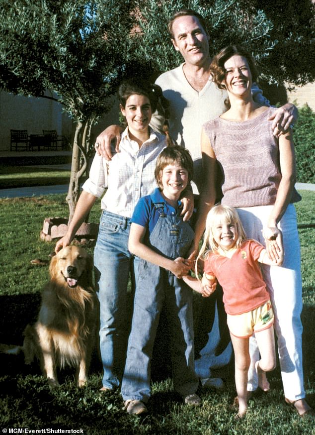 Stars involved in the project included JoBeth Williams, Craig T. Nelson, Oliver Robins and the late Heather O'Rourke and Dominique Dunne.