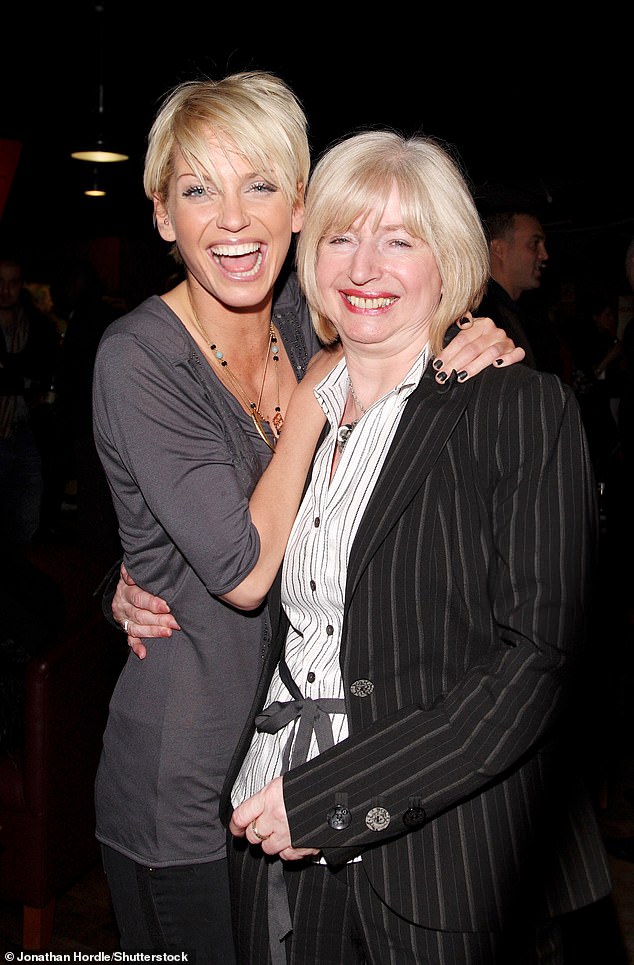 Sarah tragically died at age 39 in 2021 after battling breast cancer; photographed with her mother in 2008