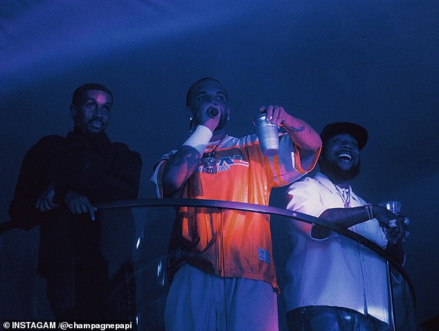 Drake grabbed a microphone between songs at the nightclub and proceeded to rant: 