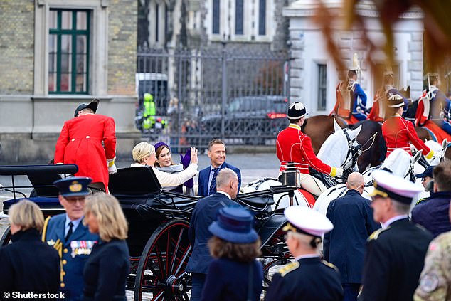 The trip reaffirms the 'historical ties and close relationship' between Denmark and Iceland, according to a statement from the Royal Family