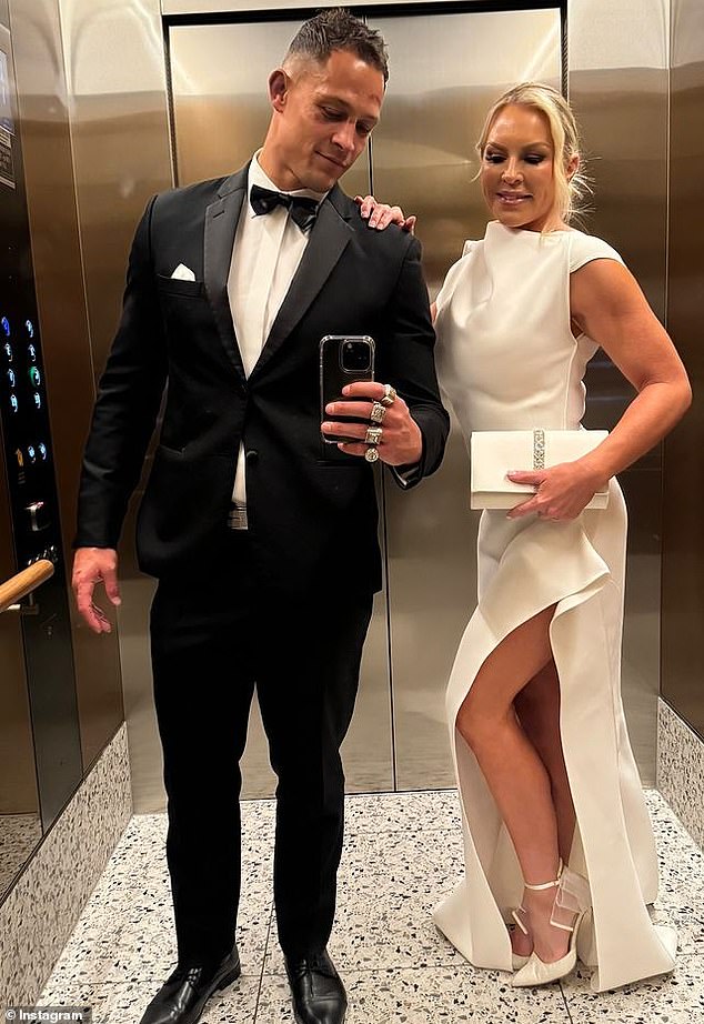 Scott Sorensen and wife Elle snapped a selfie on the way to the event