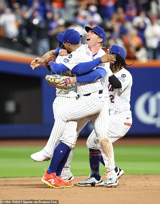 The Mets, Seinfeld's longtime team, celebrated their first NLCS berth since 2015 this week.