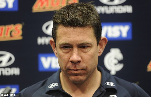 Many football fans felt that Ratten was prematurely sacked by Carlton during his first head coaching job in the AFL.