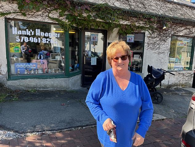 Deanne Loftus says, after buying hoagies at Biden's sandwich shop, that Kamala Harris can probably pull off a victory. Fear for the state's Democratic senator, Bob Casey.