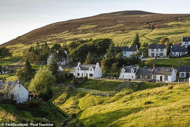 Wanlockhead attracts thousands of visitors a year, who come to see what it is like to live 466 meters (1,531 ft) above sea level.