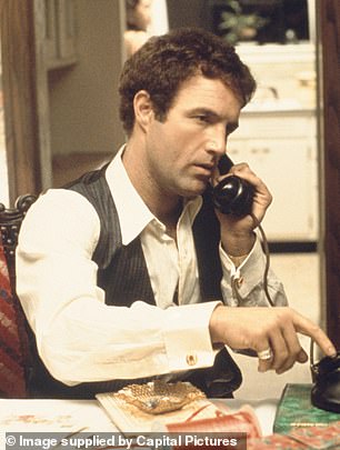 James Caan was ¿extremely close¿ with then Colombo captain Andrew Russo. His Godfather character, Sonny Corleone, was said to be based on Russo.