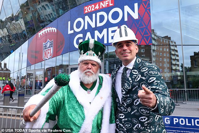 Jets fans enjoy the pre-match atmosphere at Tottenham Hotspur Stadium on October 6