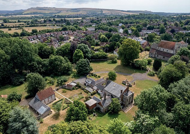 The historic Gatewick House was purchased in 1953 by one of Alick's descendants, the lawyer and JP David Yorke, after his marriage to Anne Mackail, great-granddaughter of the renowned Pre-Raphaelite artist, Sir Edward Burne-Jones.