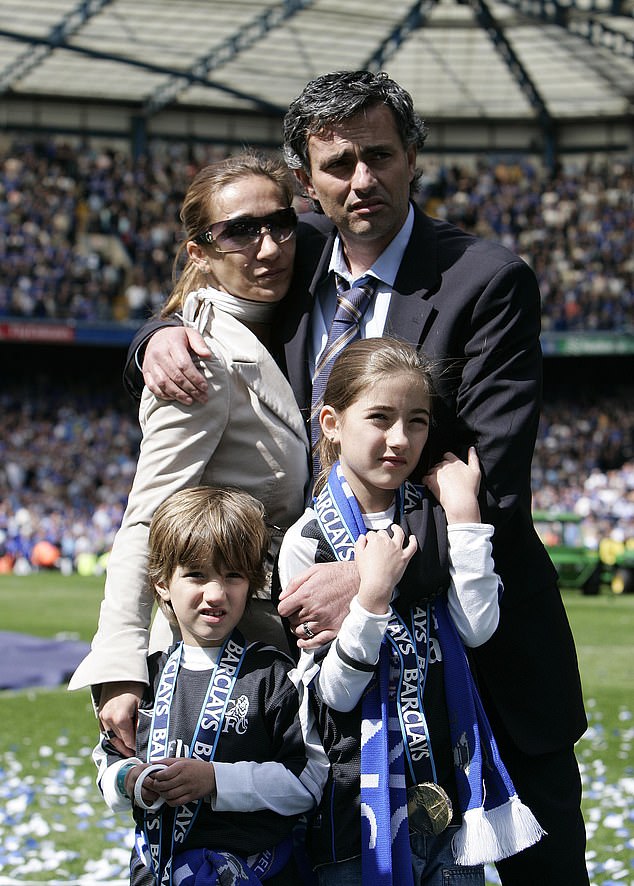 She is the only daughter of José and his wife Matilde Faria, who also share a son, José Jr, 24 (pictured of the family together in 2005).