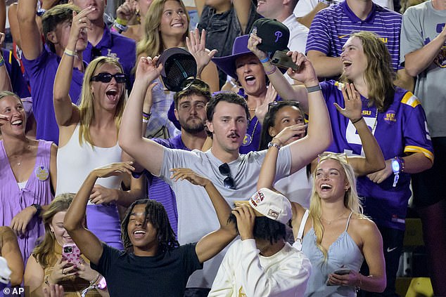 Skenes and Dunne were seen doing the wave in the game, which LSU won 29-26.