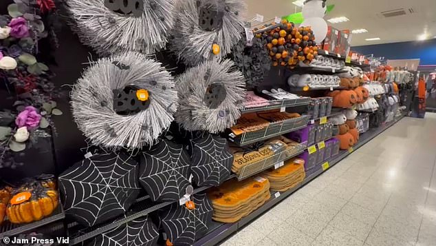 Even though Home Bargains is a go-to for Katy, who often shops there for seasonal items like fall wreaths and pumpkin doormats, the retailer has let her down.