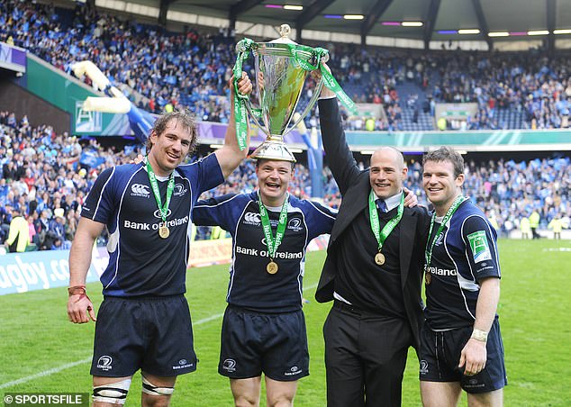 Pictured left to right: Rocky Elsom, Brian O'Driscoll, halfback Felipe Contepomi and Gordon D'Arcy celebrate winning the 2009 Heineken Cup with Leinster.