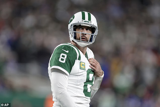 He suffered a third straight loss with the Jets on Monday after losing 23-20 to the Bills.