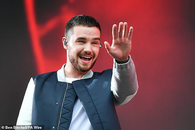 Witnesses claim that Liam was found shortly after five in the afternoon in the Argentine capital.