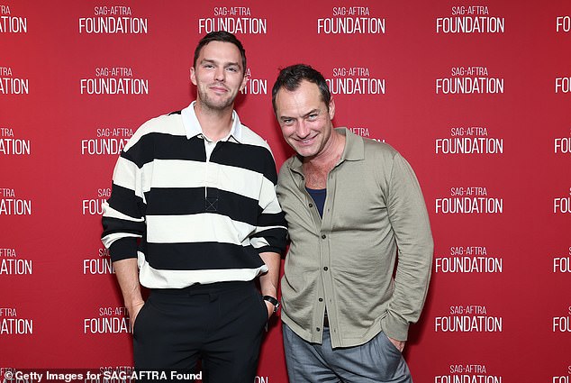 The Warm Bodies actor, who plays Bob Mathews in the thriller, smiled as the trio posed for photos together.