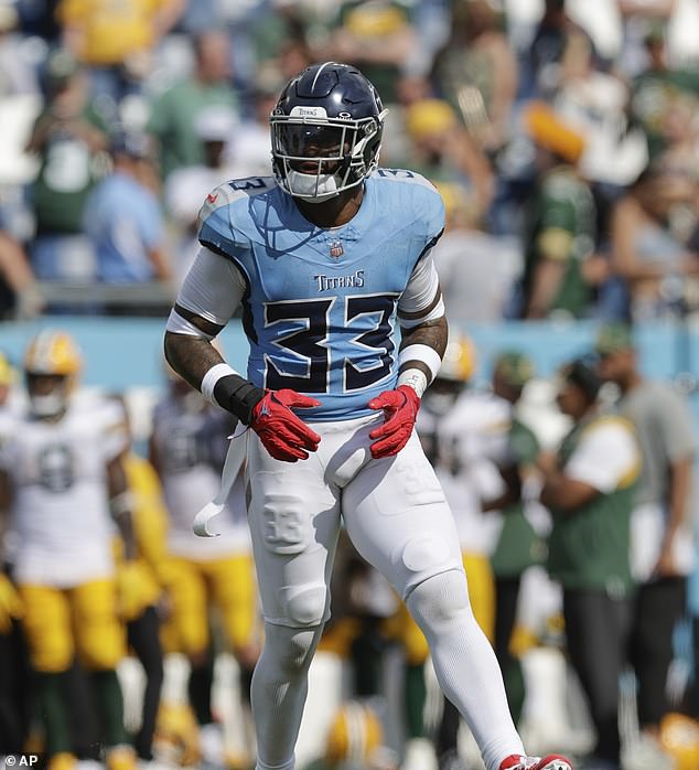 Adams had extremely limited playing time for the Titans, playing a total of only 20 snaps.