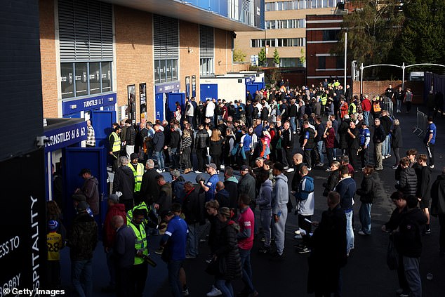 The problem had resulted in thousands of supporters being unable to enter Portman Road.