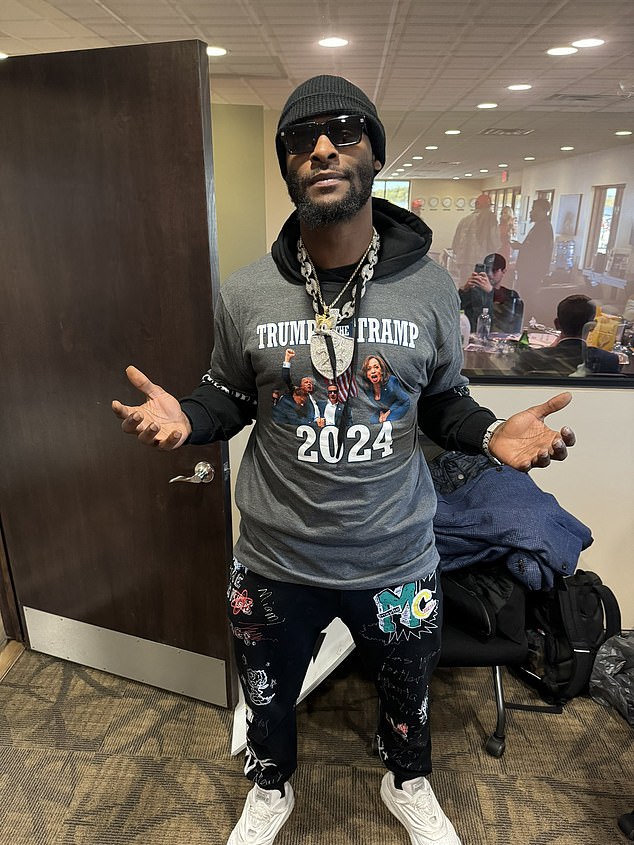 Bell, a former running back for the Pittsburgh Steelers, wore a T-shirt with photos of Trump and his opponent Kamala Harris with the slogan: 