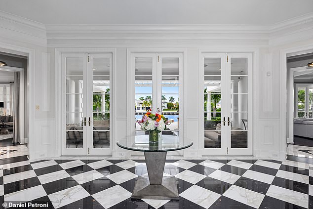 Miramar Estate features sleek, elegant flooring throughout, including a spectacular black and white marble at the entrance that sets the tone for its luxurious design.