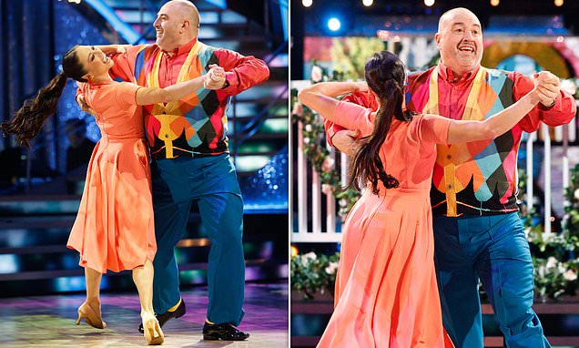 1729451724 615 Strictly Come Dancing results LIVE Latest updates and reaction as