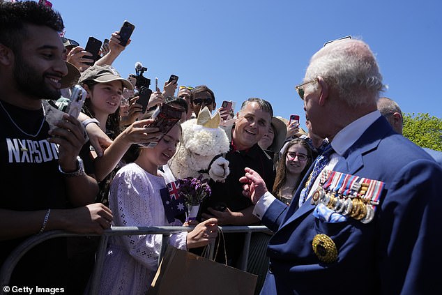 Nine-year-old Hephner dramatically changed his lines when he was introduced to the king in front of the Australian War Memorial.