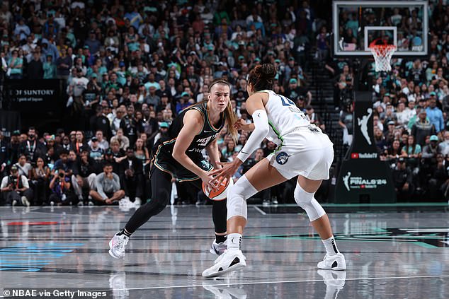 Ionescu finished the important game hitting 1 of 19 on field goals and 1 of 10 on three-pointers.