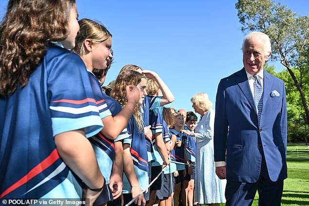 Earlier in the day, the royal visited an Australian war memorial and was present at Parliament, before heading to the Australian National Botanic Gardens.