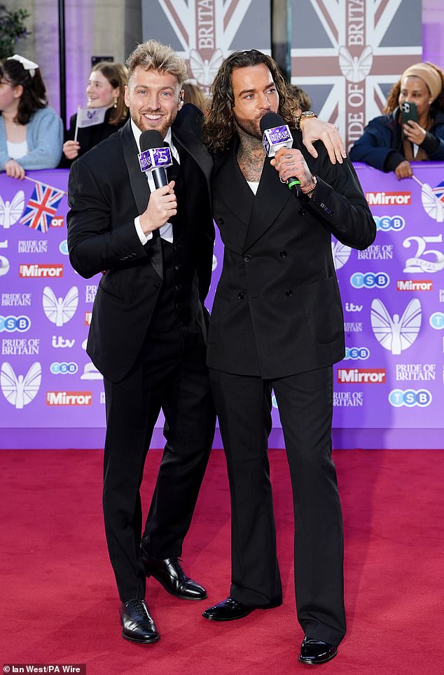 Sam Thompson and Pete Wicks were on hand to present the event's red carpet.