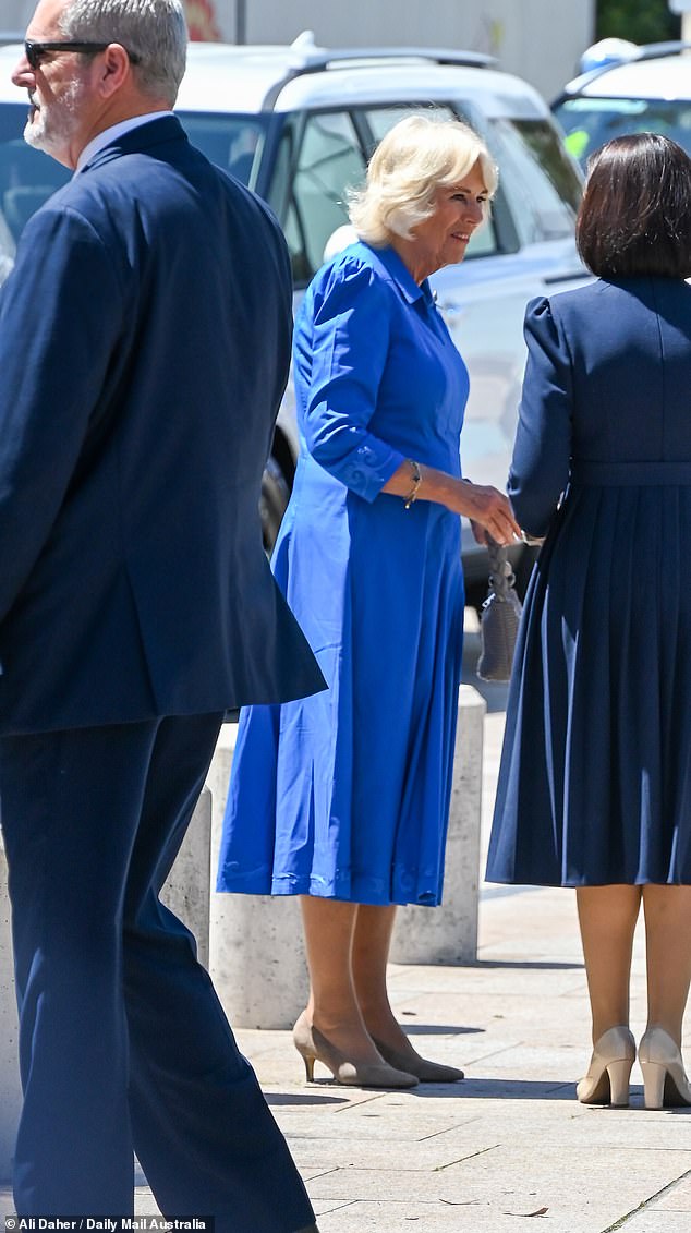 As Camilla, 77, dressed in a regal blue midi dress that highlighted her timeless style, waved to the small crowd gathered for her public appearance, it's safe to say the cast of MAFS couldn't resist watching the Queen's grand entrance .