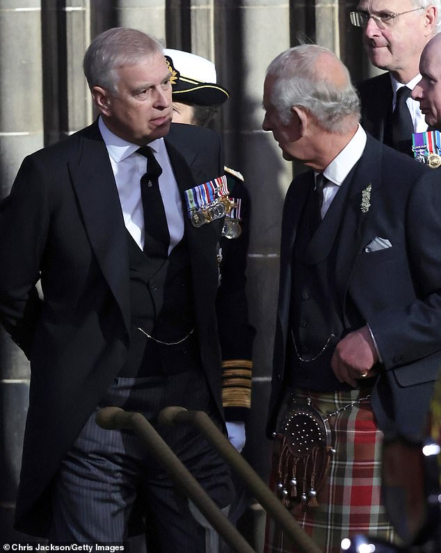 King Charles is said to be losing patience with his brother Prince Andrew over his continued refusal to leave Royal Lodge. In the photo: The couple in 2022.