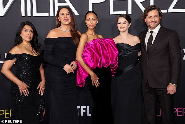 LR Adriana Paz, Karla Sofía Gascón, Zoe, Selena and Edgar Ramírez