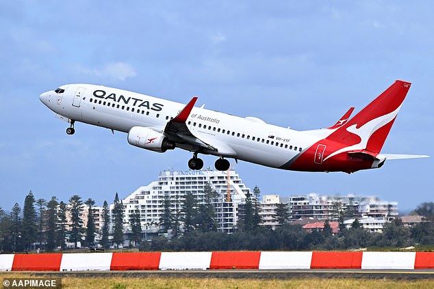 'Eligible adult passengers' on Qantas flights between Australia and New Zealand will be asked to complete a digital declaration via the airline's app.