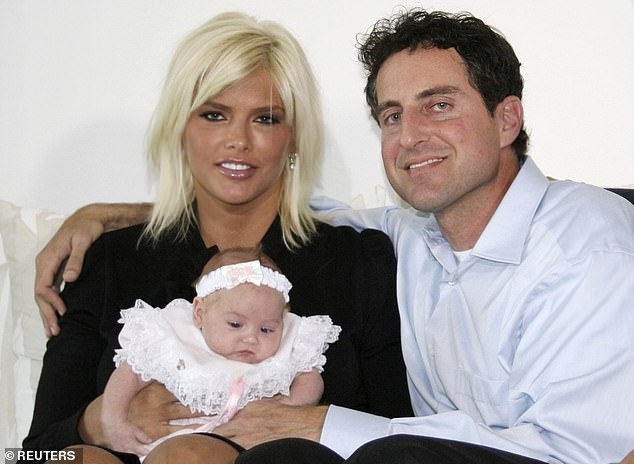 Before her tragic death in February 2007, at just 39 years old, Anna Nicole Smith (born Vickie Lynn Hogan) maintained that Howard K. Stern was Dannielynn's father, but after a paternity lawsuit with Birkin it was revealed that Birkhead was actually his father.