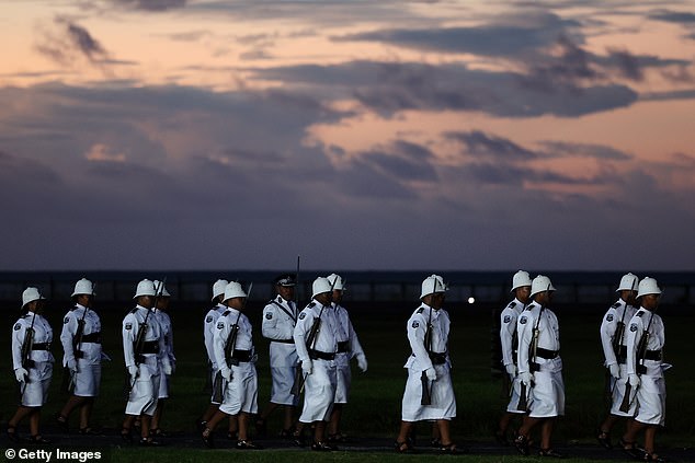 1729666625 814 King Charles and Queen Camilla touch down in Samoa Monarch