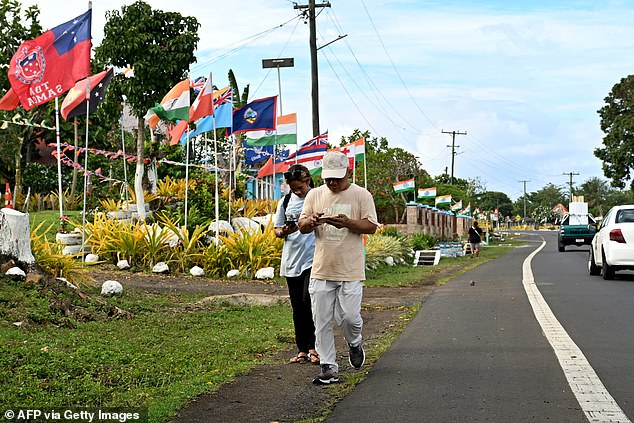 1729666634 728 King Charles and Queen Camilla touch down in Samoa Monarch