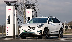 In the ranking of highly competitive used electric SUVs, Kia's e-Niro came in first place