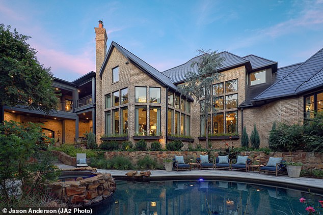 Ethan's home, which he purchased in 2020, is located in a gated community called The Landing next to Grapevine Lake.