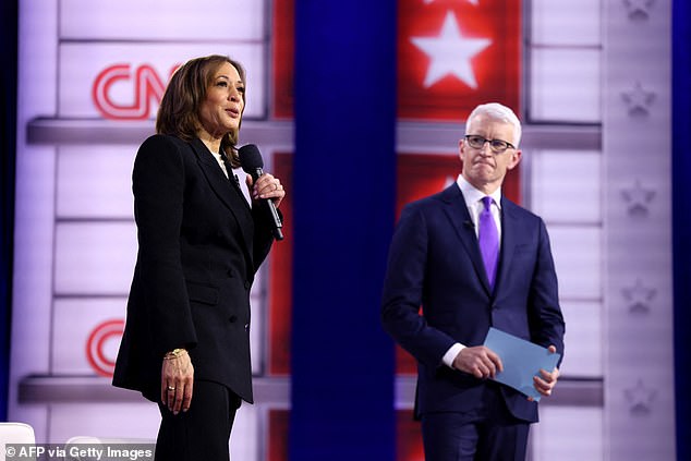 Harris dodged a question about the effectiveness of a border wall during Wednesday night's CNN town hall with Anderson Cooper.