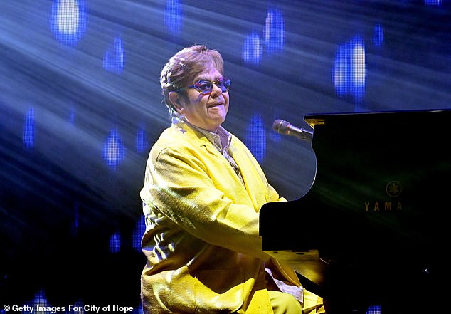 The star-studded evening also featured a lively performance by Elton John, who brought his signature style, sporting a bright yellow suit and purple glasses to match his eccentric style.