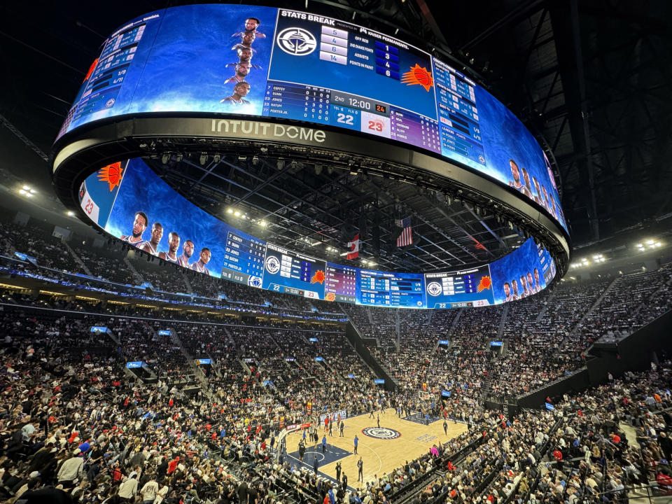 October 23, 2024; Inglewood, California, USA A general view of the Intuit Dome during the opening night game between the Phoenix Suns and the LA Clippers. Mandatory Credit: Kirby Lee-Imagn Images