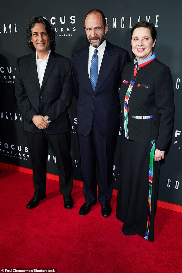 The actor was accompanied on the red carpet by his co-stars Carlos Diehz and Isabella Rossellini.