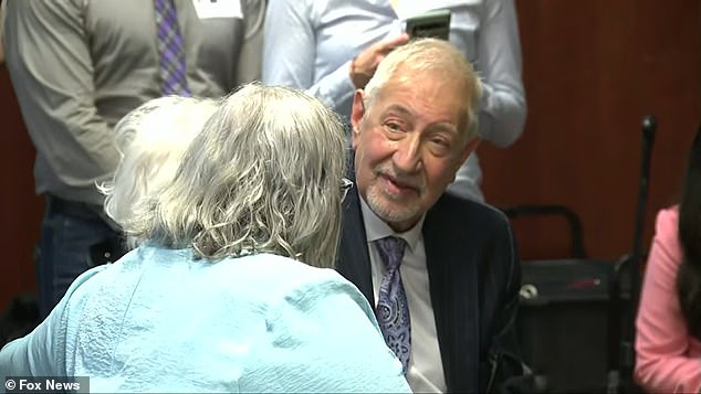 Mark Geragos, defense attorney for Erik and Lyle Menéndez, appeared in good spirits before the official announcement.