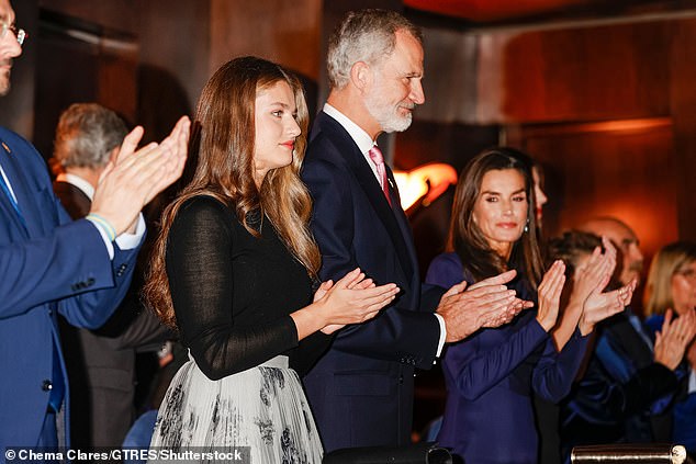 The Spanish Royal Family applauded during the concert held at the Príncipe Felipe Auditorium in Oviedo before the presentation of the Princess of Asturias Awards